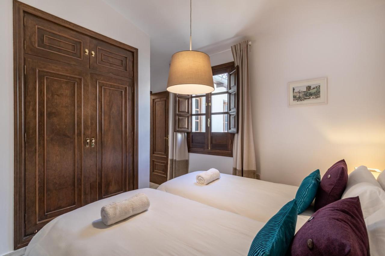 Bns Dauro Suites Гранада Екстер'єр фото